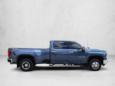 2025 Chevrolet Silverado 3500 HD Crew Cab Long Box 4-Wheel Drive LTZ