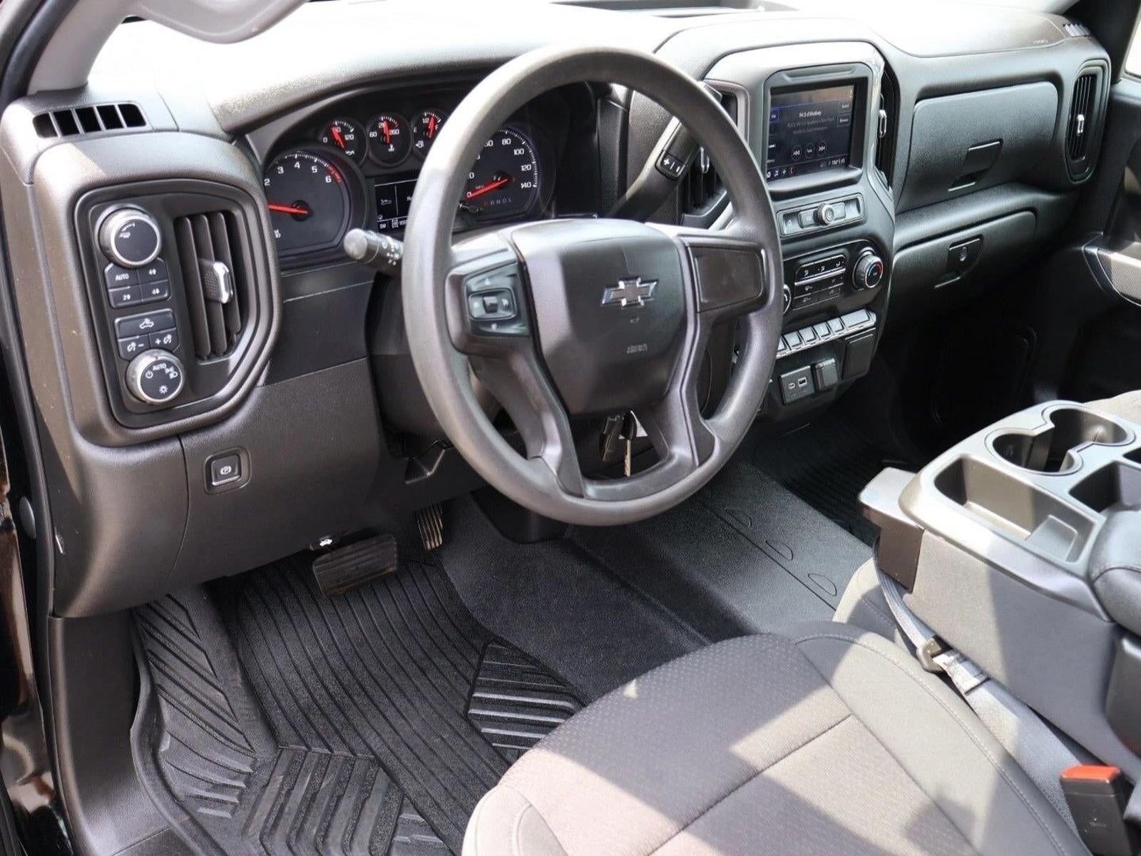 2021 Chevrolet Silverado 1500 Crew Cab Short Box 4-Wheel Drive Custom Trail Boss
