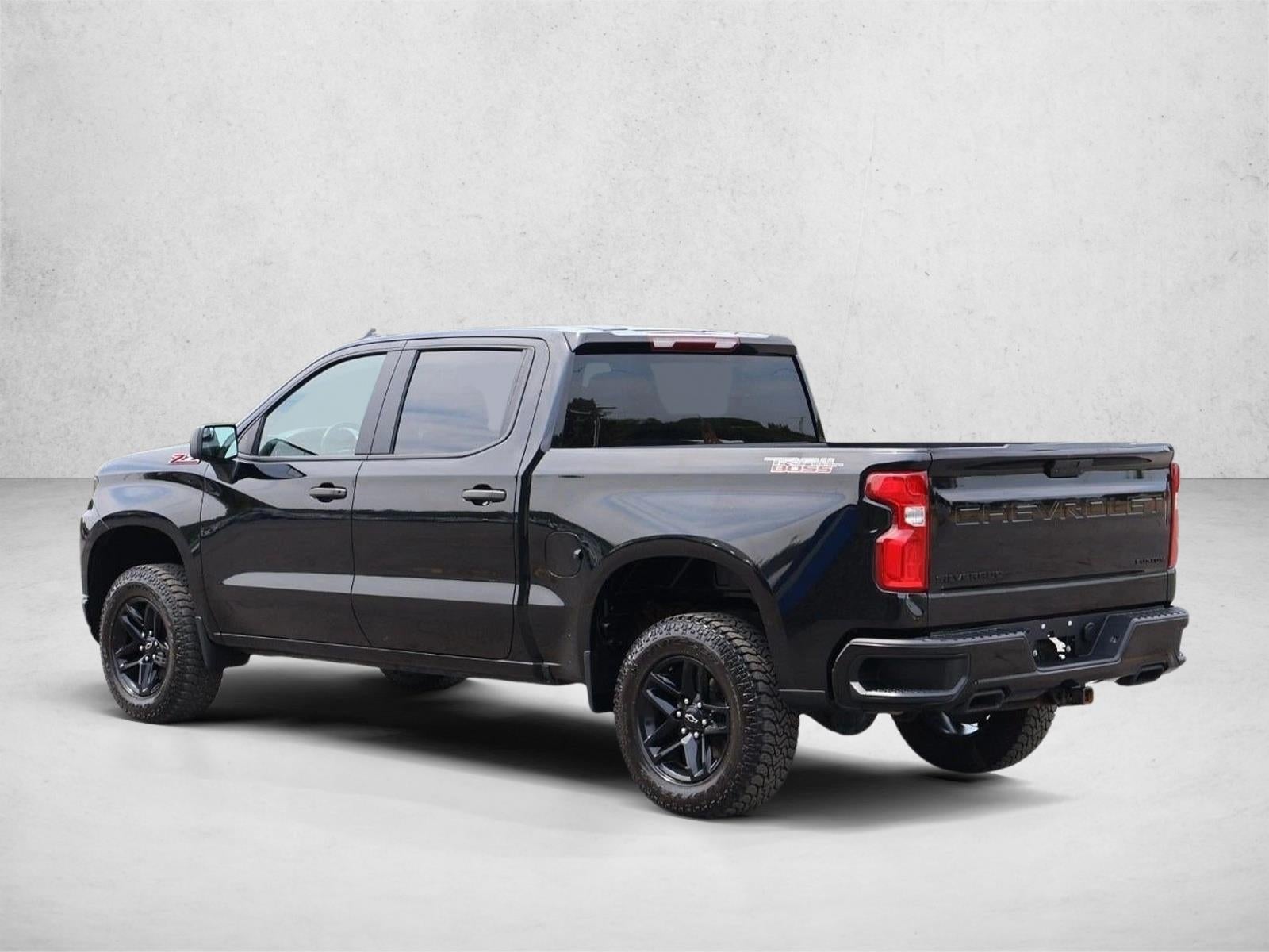 2021 Chevrolet Silverado 1500 Crew Cab Short Box 4-Wheel Drive Custom Trail Boss