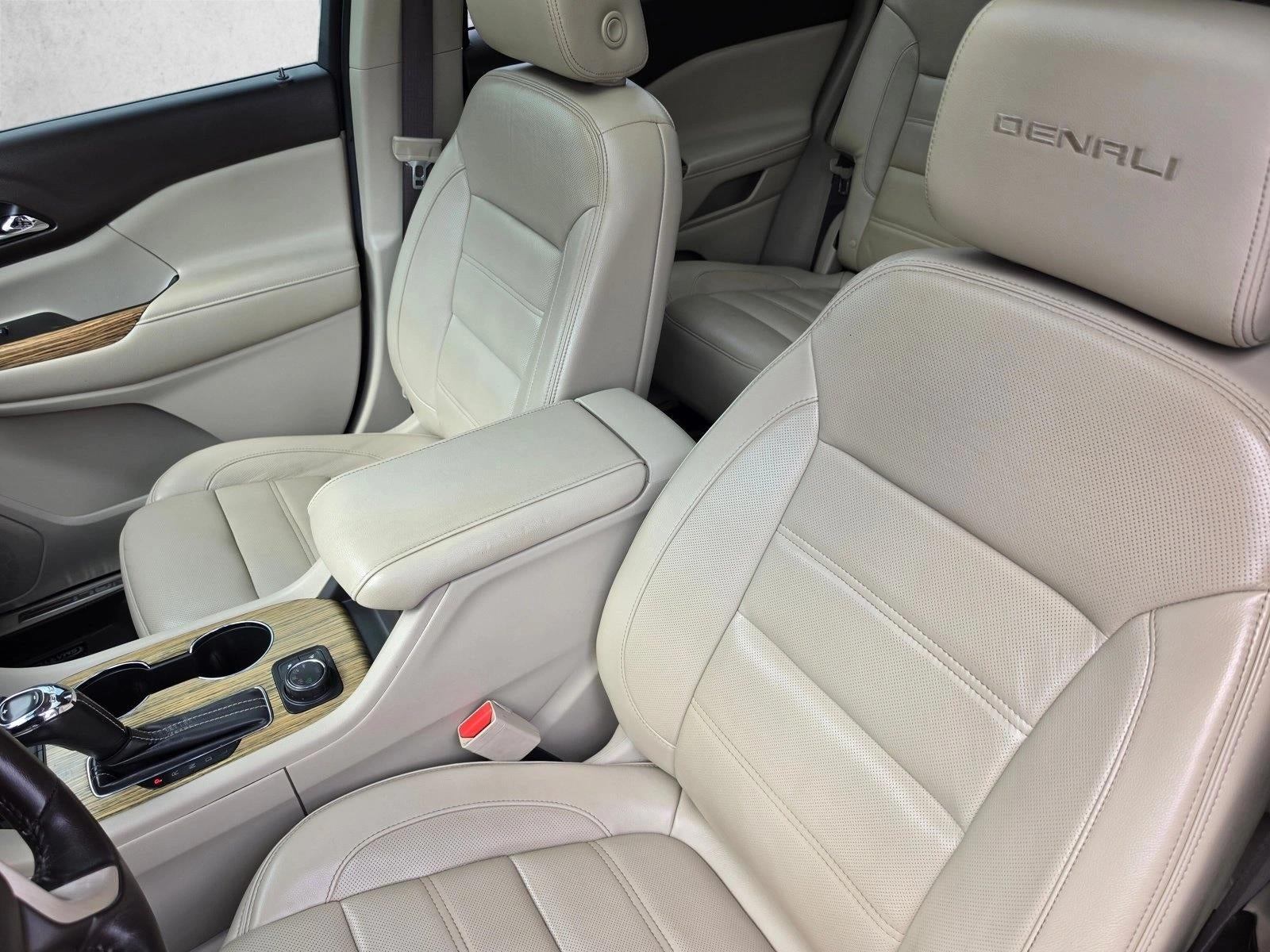 2017 GMC Acadia AWD Denali