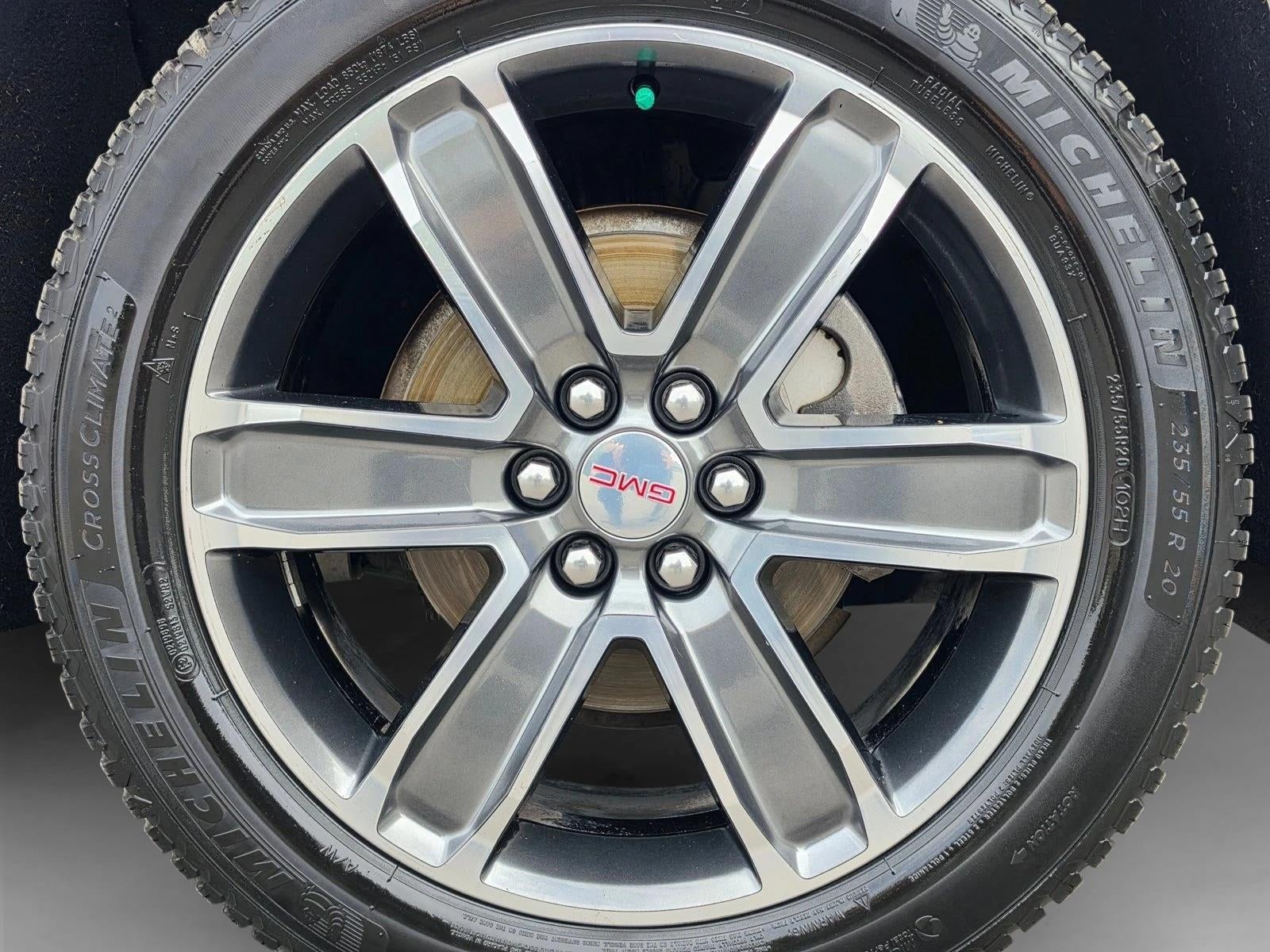 2017 GMC Acadia AWD Denali