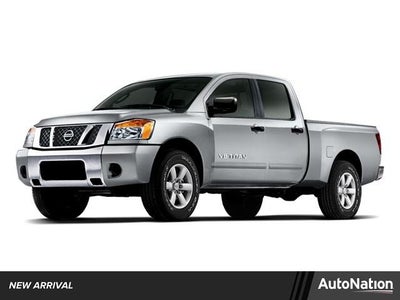 2009 Nissan Titan 4WD Crew Cab Short Bed SE