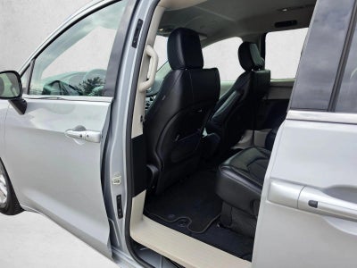 2024 Chrysler Pacifica Touring L FWD