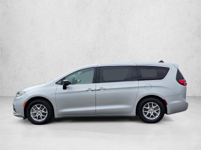2024 Chrysler Pacifica Touring L FWD