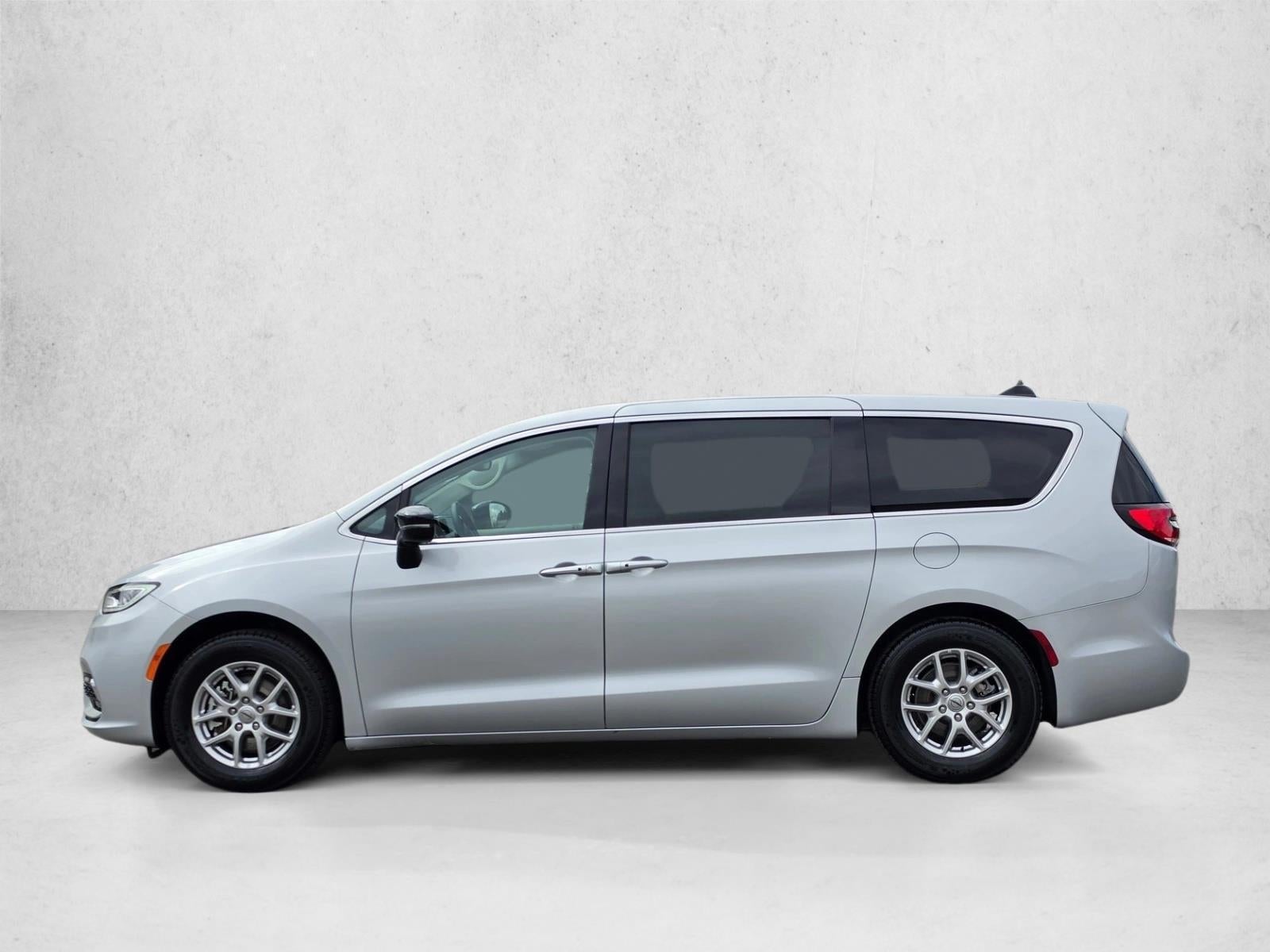 2024 Chrysler Pacifica Touring L FWD