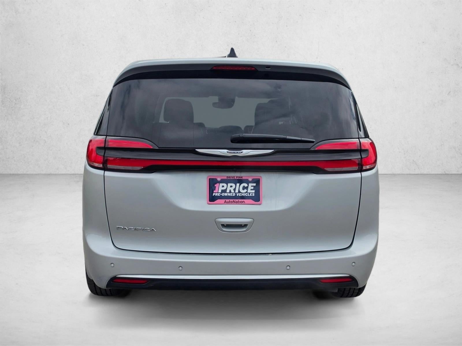 2024 Chrysler Pacifica Touring L FWD