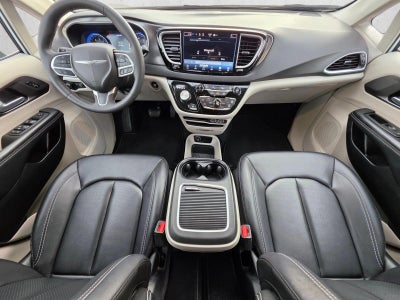 2024 Chrysler Pacifica Touring L FWD