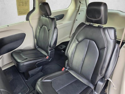2024 Chrysler Pacifica Touring L FWD