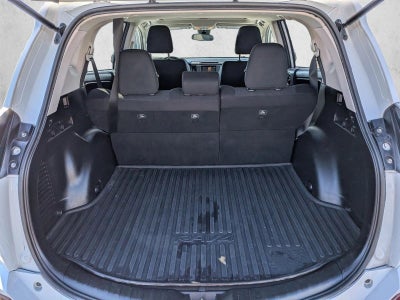 2018 Toyota RAV4 XLE AWD (Natl)