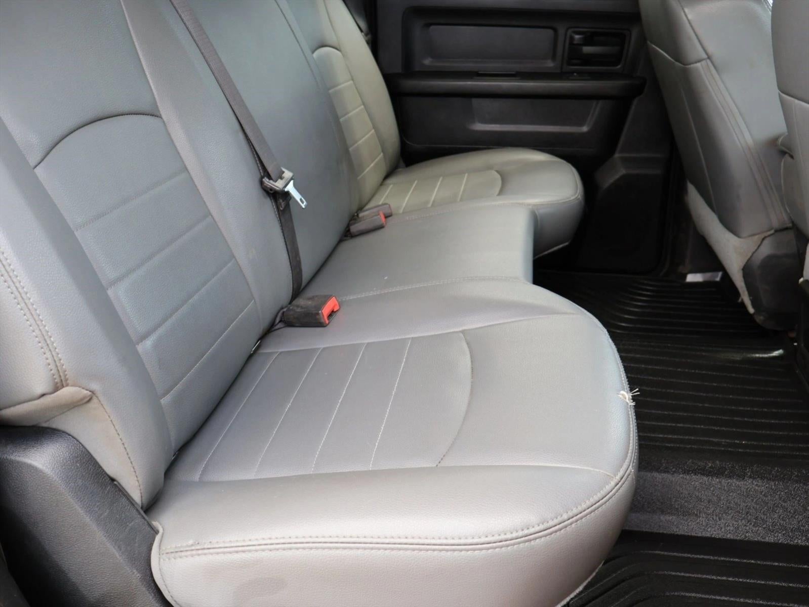 2018 RAM 2500 Tradesman 4x4 Crew Cab 6'4" Box