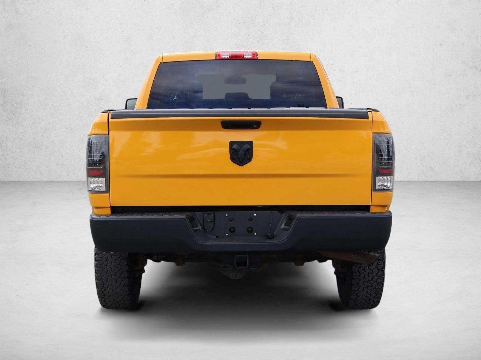 2018 RAM 2500 Tradesman 4x4 Crew Cab 6'4" Box