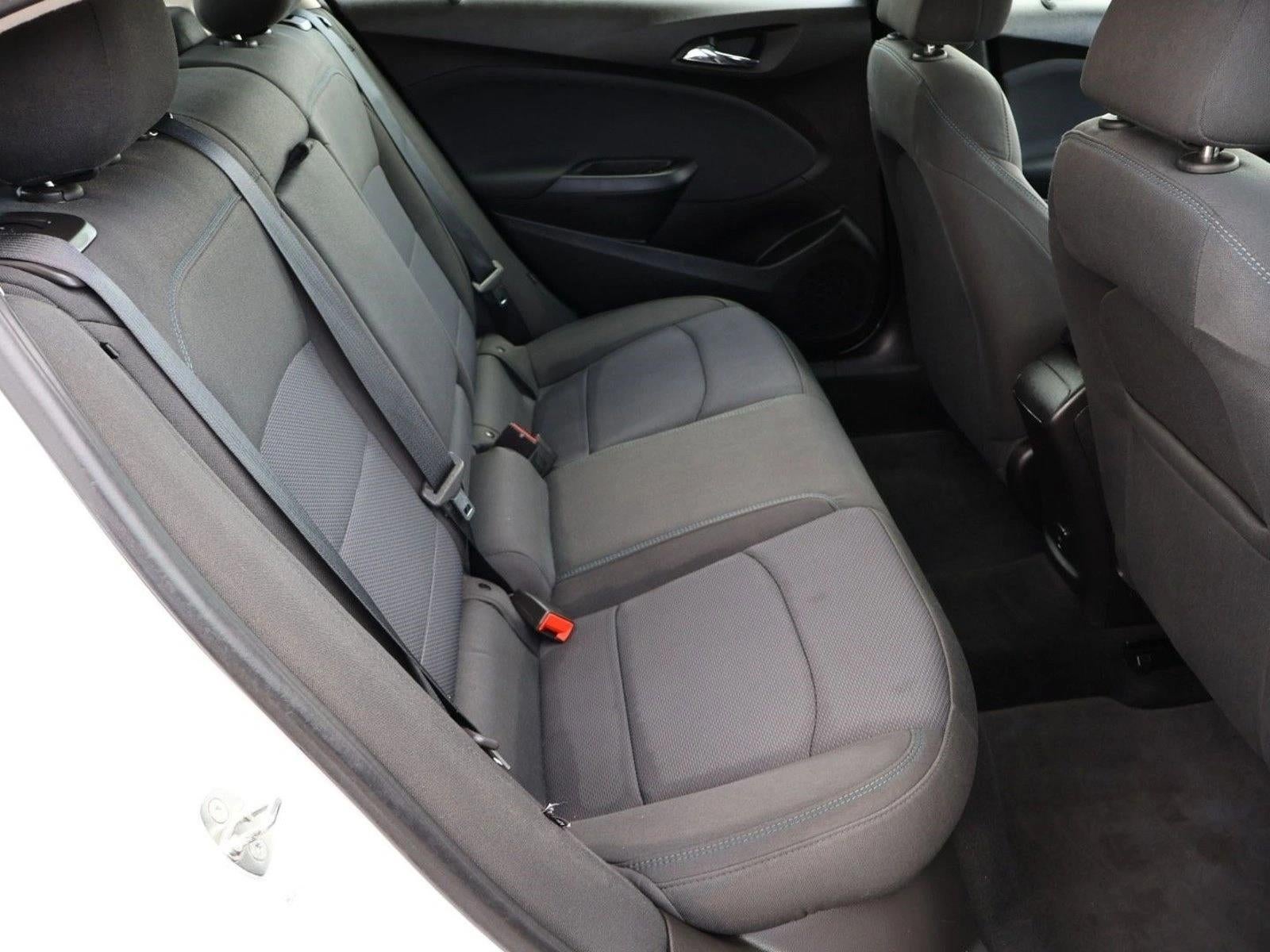 2018 Chevrolet Cruze Hatchback LT (Automatic)