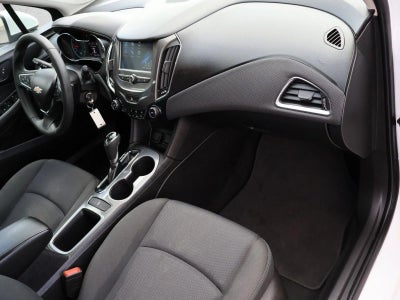 2018 Chevrolet Cruze Hatchback LT (Automatic)