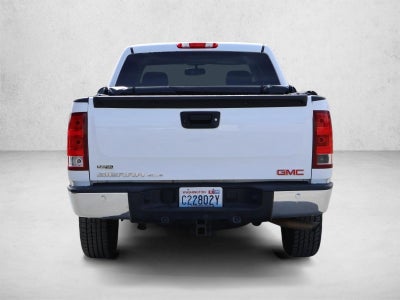 2012 GMC Sierra 1500 Crew Cab Short Box 4-Wheel Drive SLE