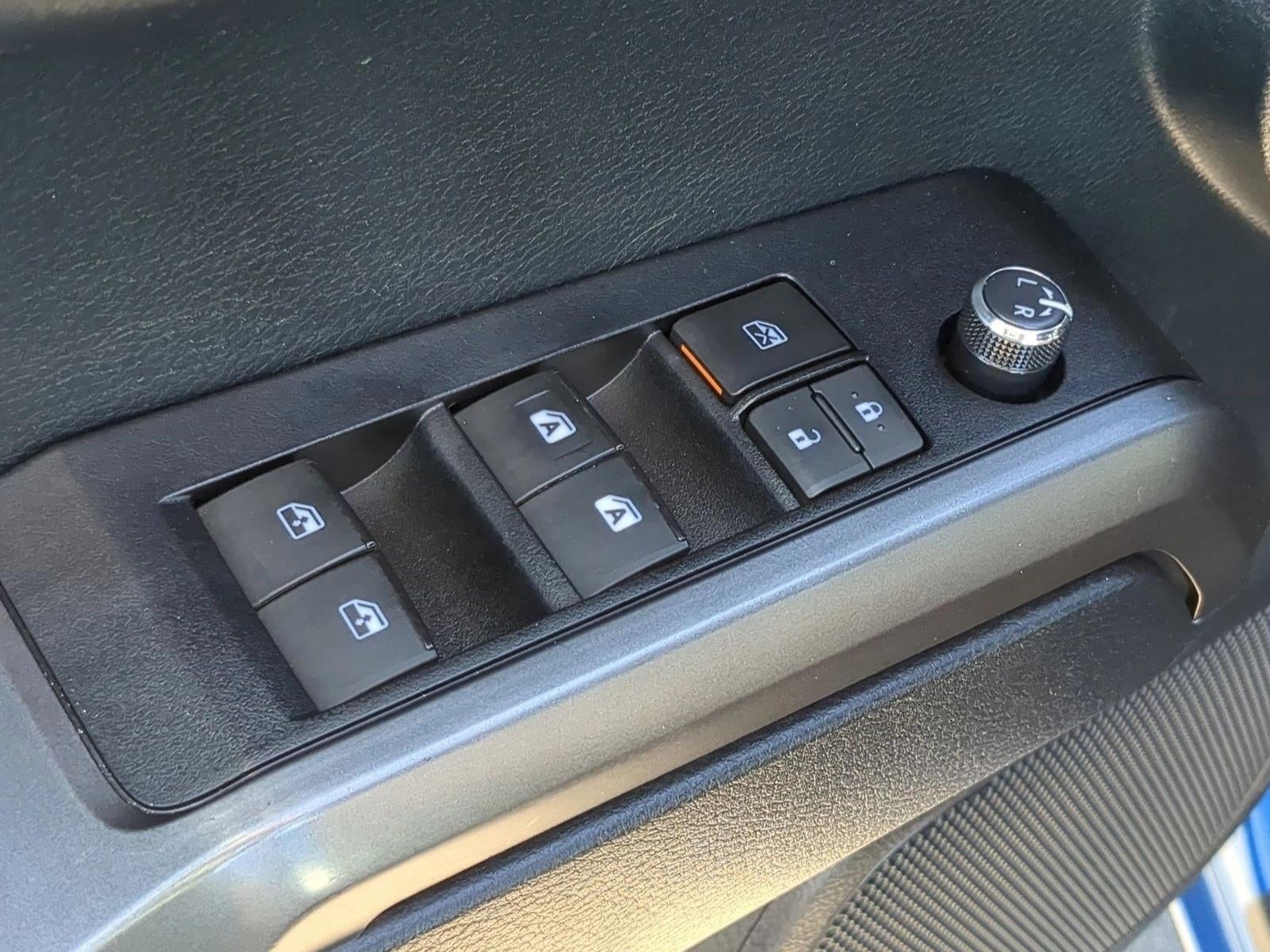 2017 Toyota Tacoma TRD Sport Double Cab 5' Bed V6 4x4 AT (Natl)