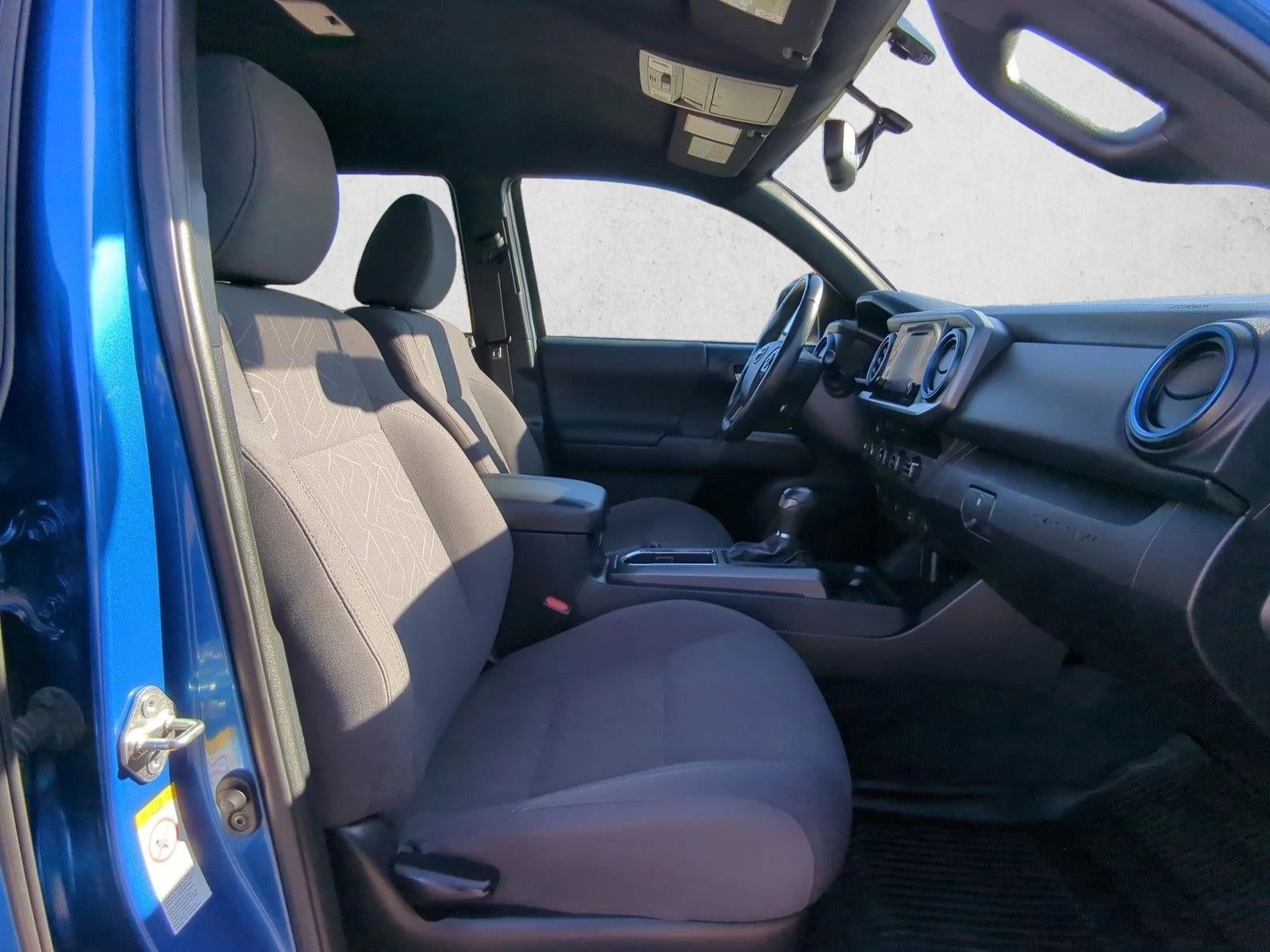 2017 Toyota Tacoma TRD Sport Double Cab 5' Bed V6 4x4 AT (Natl)