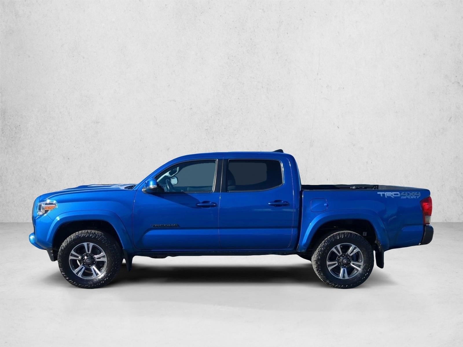 2017 Toyota Tacoma TRD Sport Double Cab 5' Bed V6 4x4 AT (Natl)