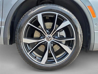 2022 Volkswagen Tiguan 2.0T SEL R-Line 4MOTION