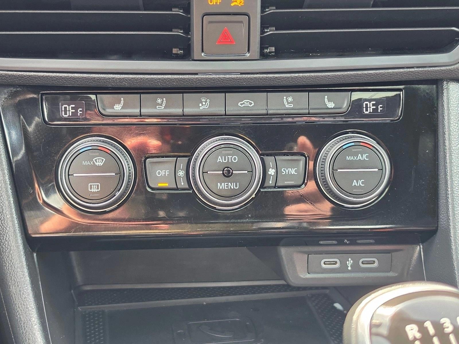 2024 Volkswagen Jetta GLI Autobahn Manual
