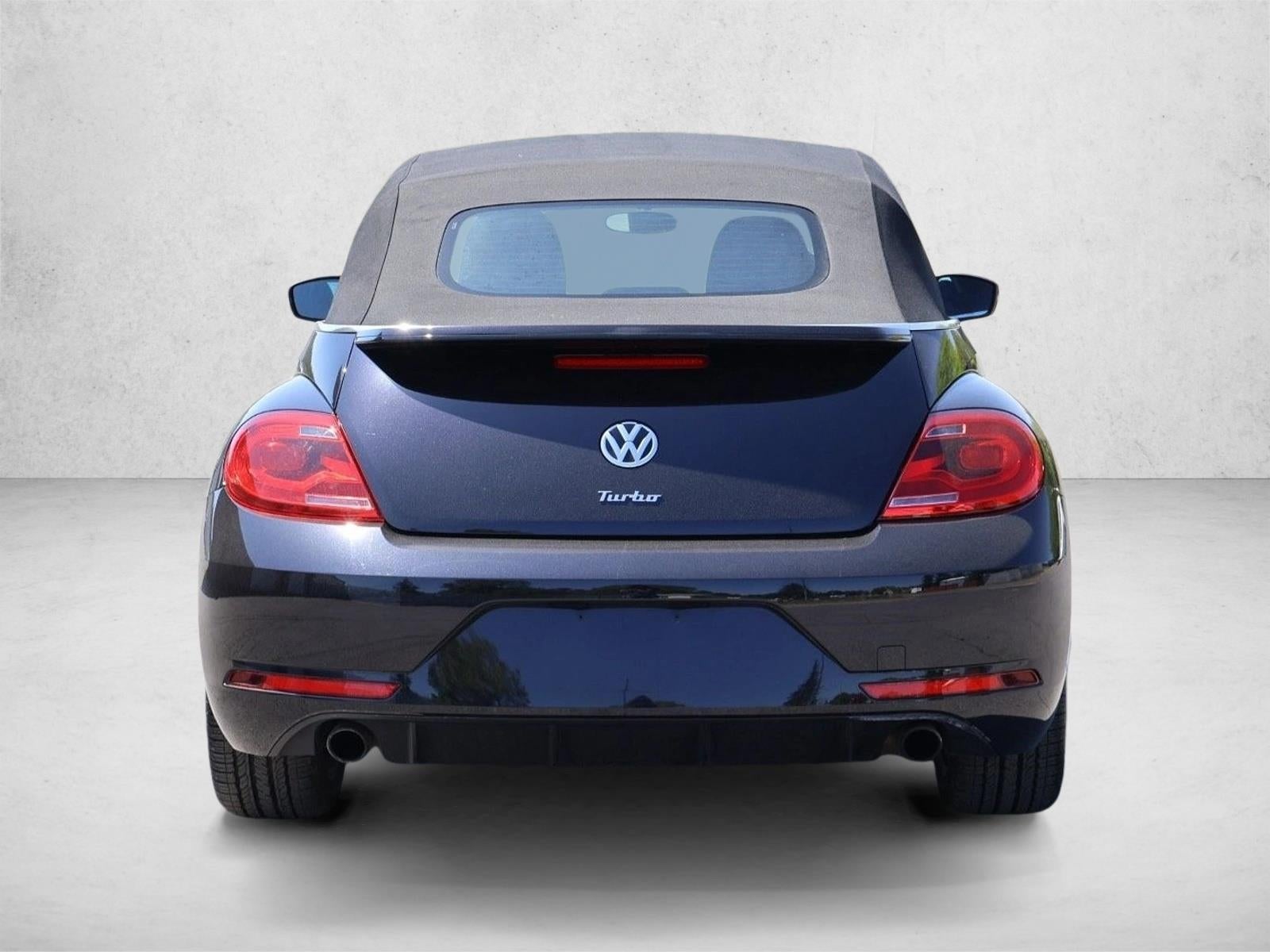 2013 Volkswagen Beetle Convertible 2dr DSG 2.0T