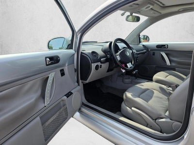 2002 Volkswagen New Beetle GLX