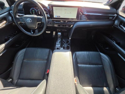 2025 Toyota Camry XSE AWD (Natl)
