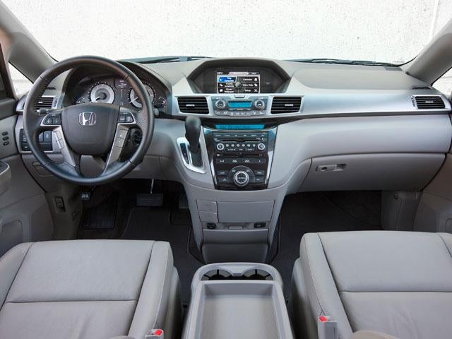 2011 Honda Odyssey EX-L with DVD Rear Entertainment System