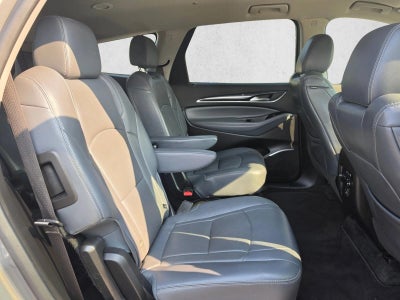 2019 Buick Enclave Essence AWD