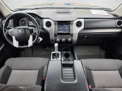 2016 Toyota Tundra 4WD Truck 4WD CrewMax Short Bed 5.7L FFV SR5 (SE)