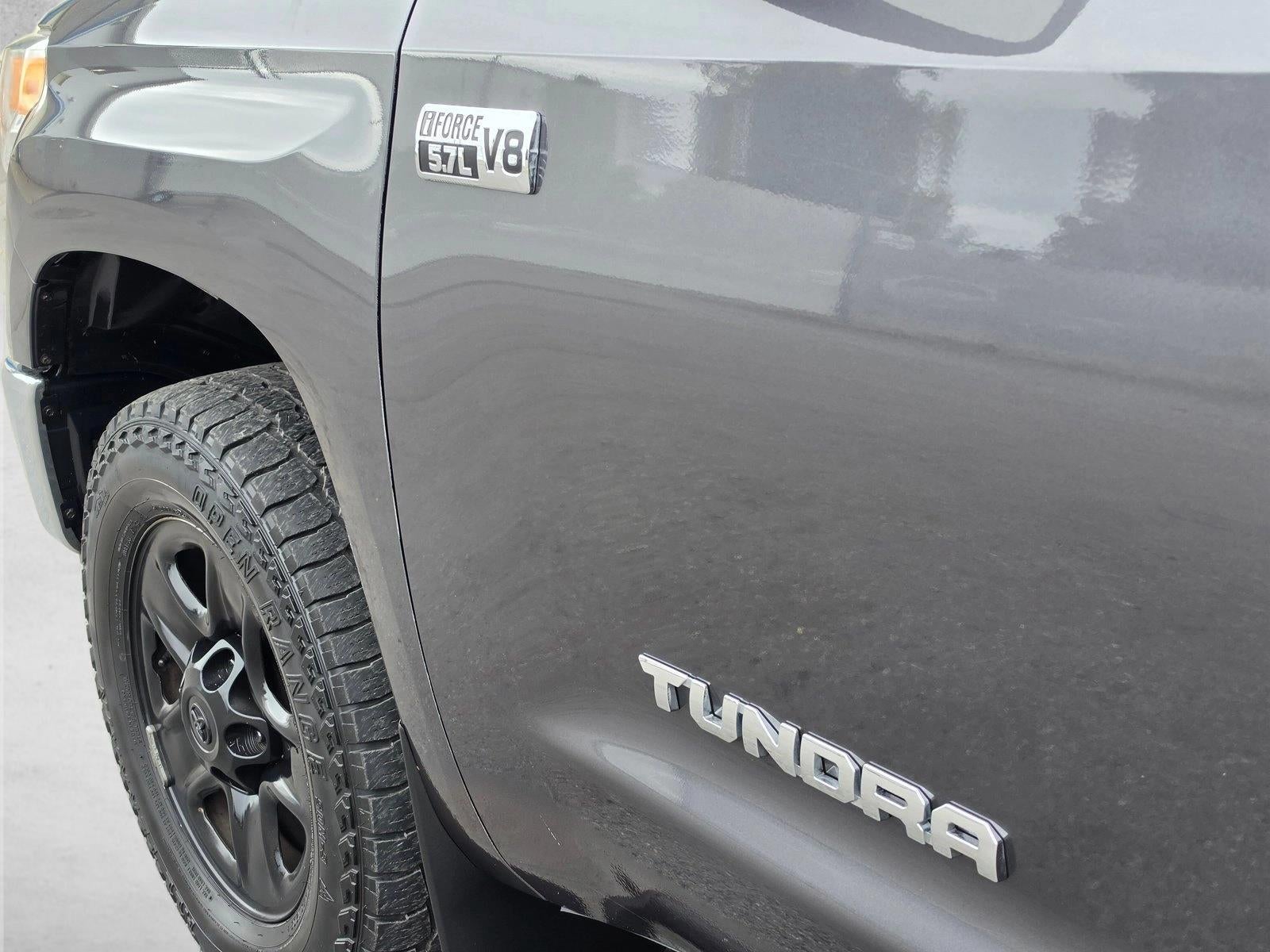 2016 Toyota Tundra 4WD Truck 4WD CrewMax Short Bed 5.7L FFV SR5 (SE)