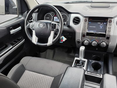 2016 Toyota Tundra 4WD Truck 4WD CrewMax Short Bed 5.7L FFV SR5 (SE)