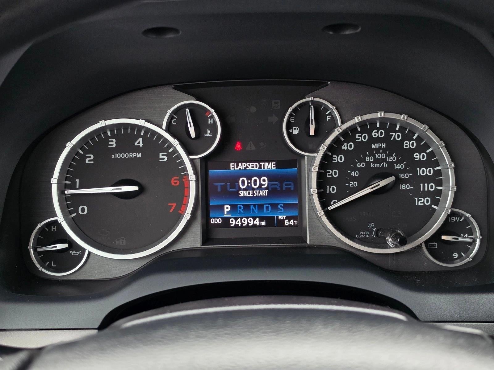 2016 Toyota Tundra 4WD Truck 4WD CrewMax Short Bed 5.7L FFV SR5 (SE)