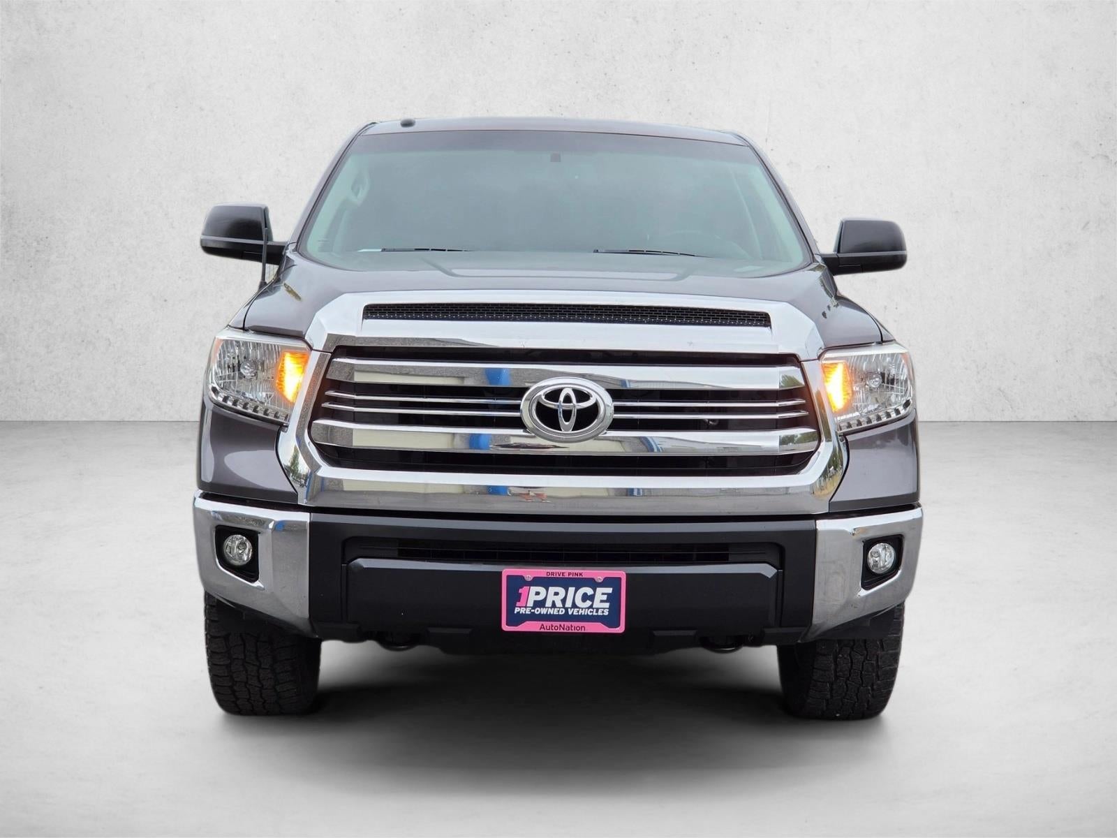 2016 Toyota Tundra 4WD Truck 4WD CrewMax Short Bed 5.7L FFV SR5 (SE)