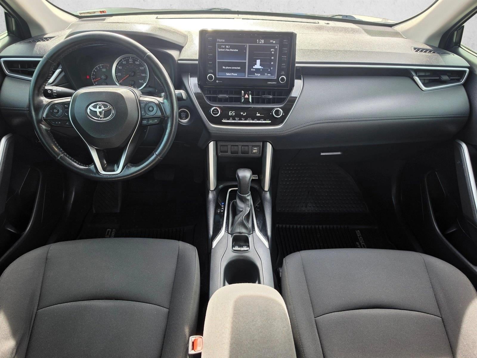 2022 Toyota Corolla Cross LE 4WD (Natl)