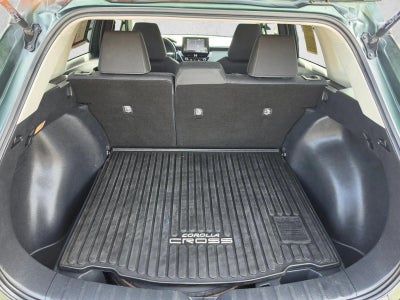 2022 Toyota Corolla Cross LE 4WD (Natl)