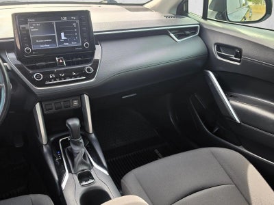 2022 Toyota Corolla Cross LE 4WD (Natl)