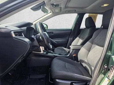 2022 Toyota Corolla Cross LE 4WD (Natl)