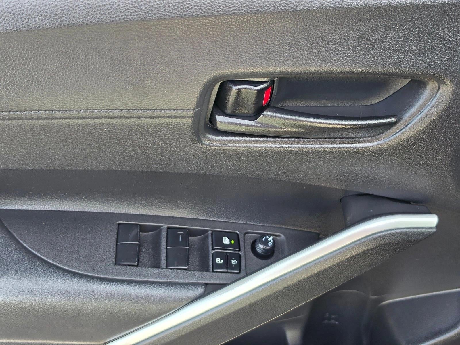2022 Toyota Corolla Cross LE 4WD (Natl)