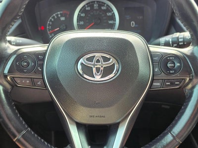 2022 Toyota Corolla Cross LE 4WD (Natl)