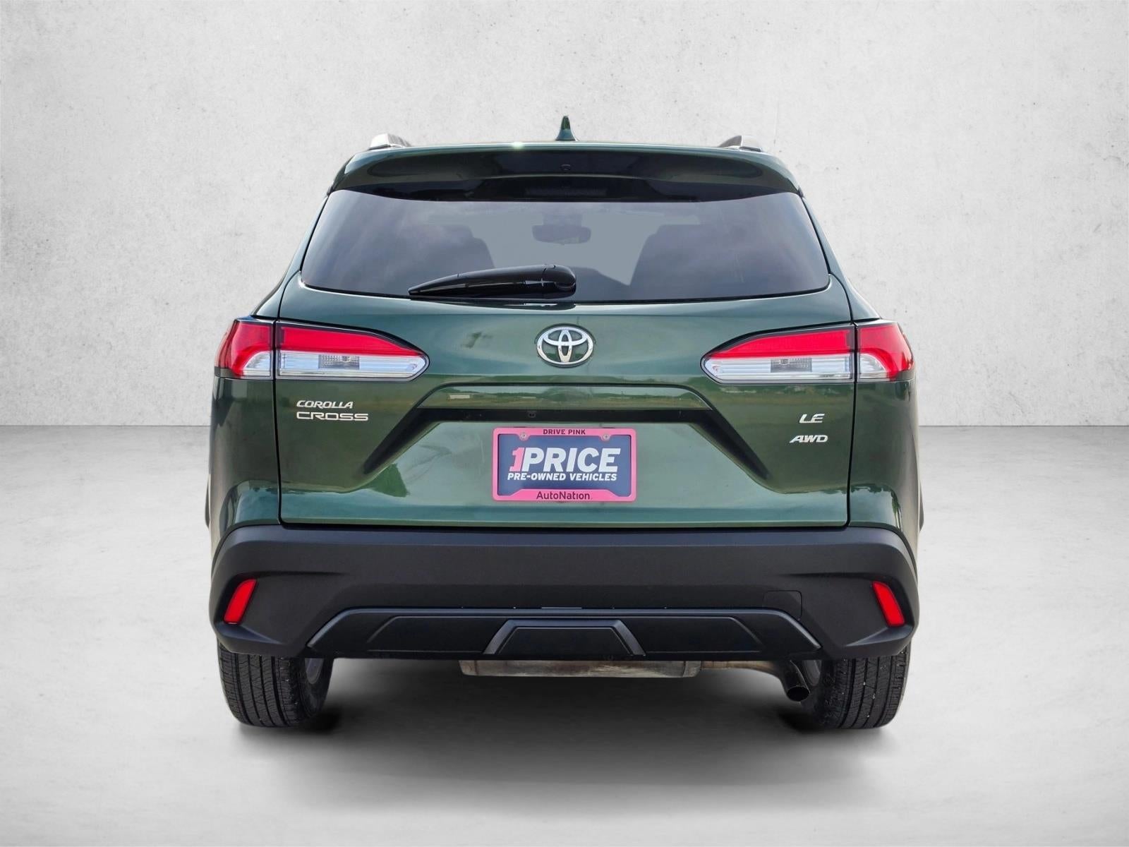 2022 Toyota Corolla Cross LE 4WD (Natl)