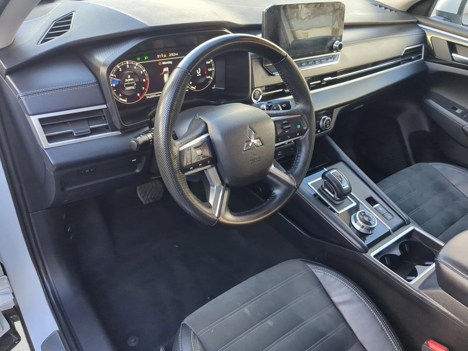 2023 Mitsubishi Outlander SE S-AWC