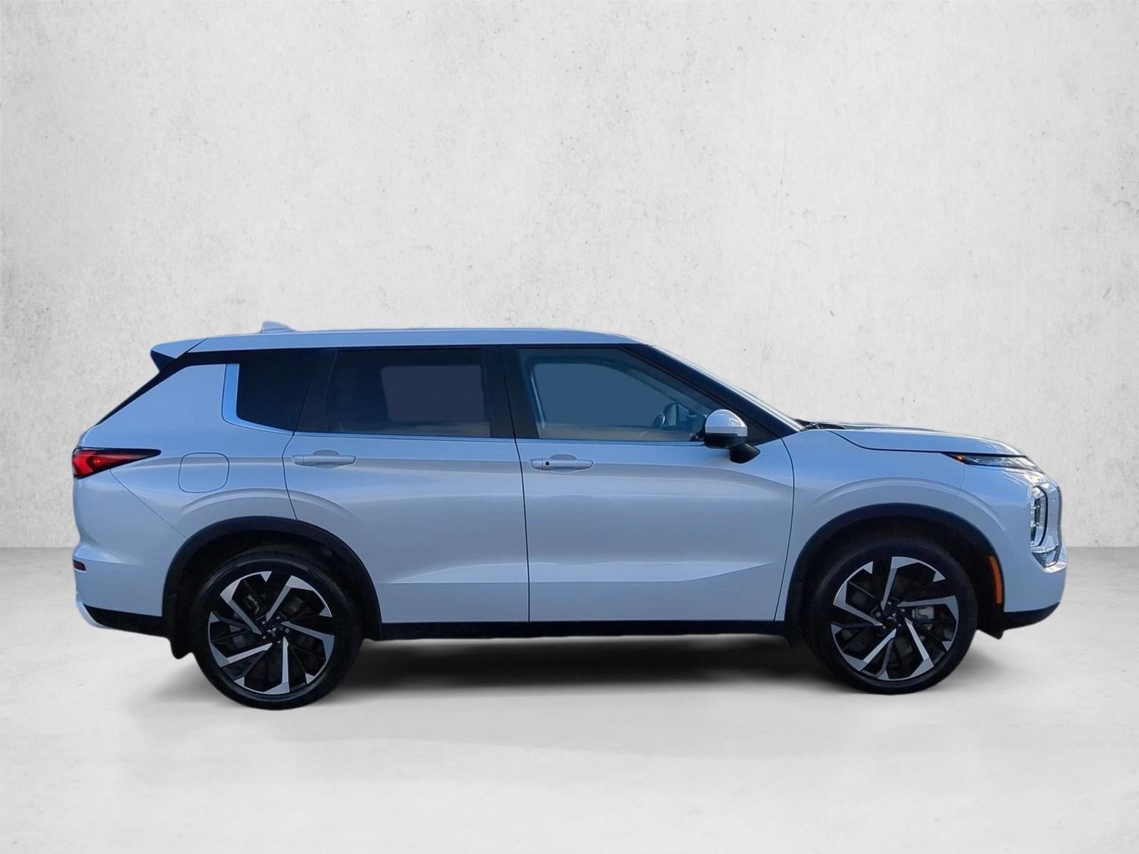 2023 Mitsubishi Outlander SE S-AWC