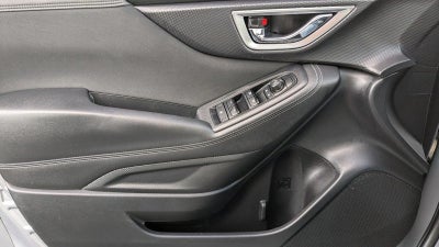 2023 Subaru Forester Premium CVT