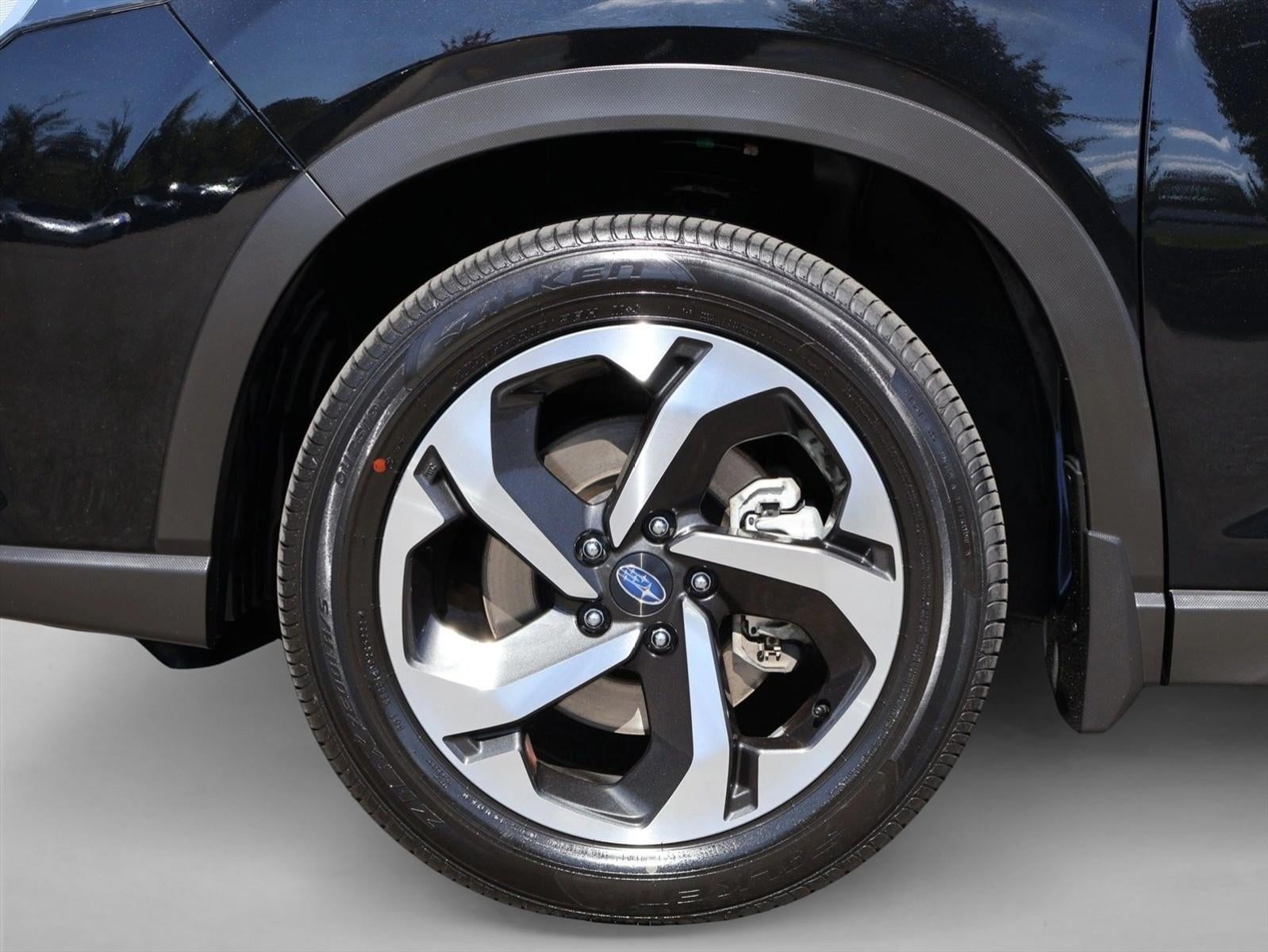 2023 Subaru Forester Touring CVT