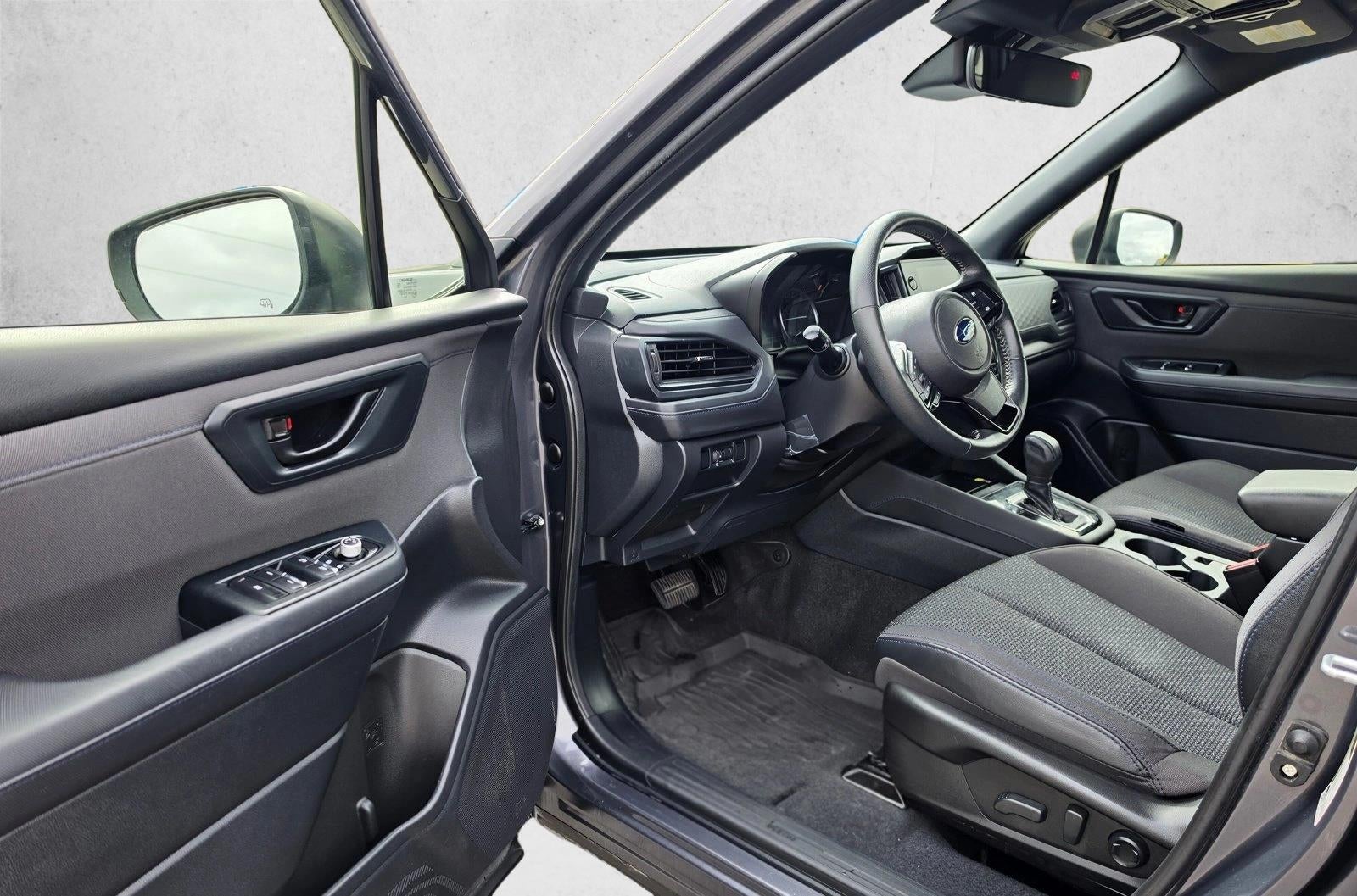 2025 Subaru Forester Premium AWD