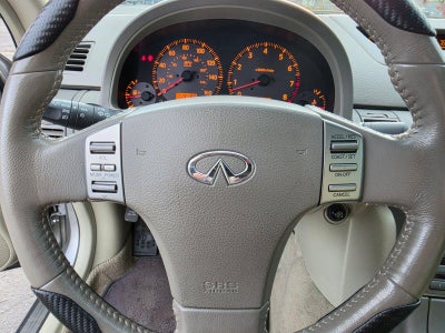 2004 INFINITI G35 Sedan w/Leather