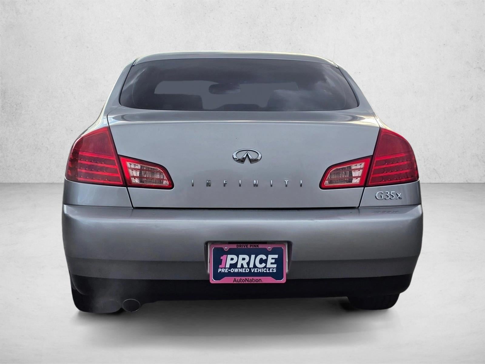 2004 INFINITI G35 Sedan w/Leather