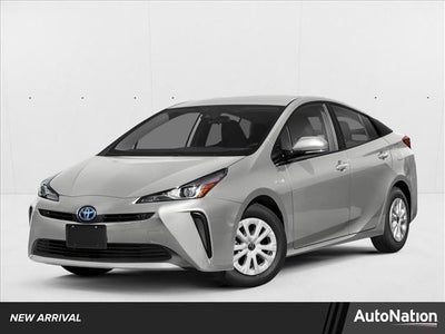 2019 Toyota Prius LE (Natl)