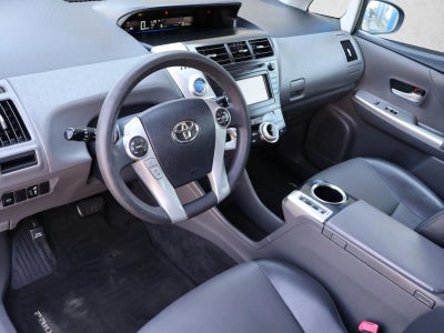 2012 Toyota Prius v 5dr Wgn Five (Natl)