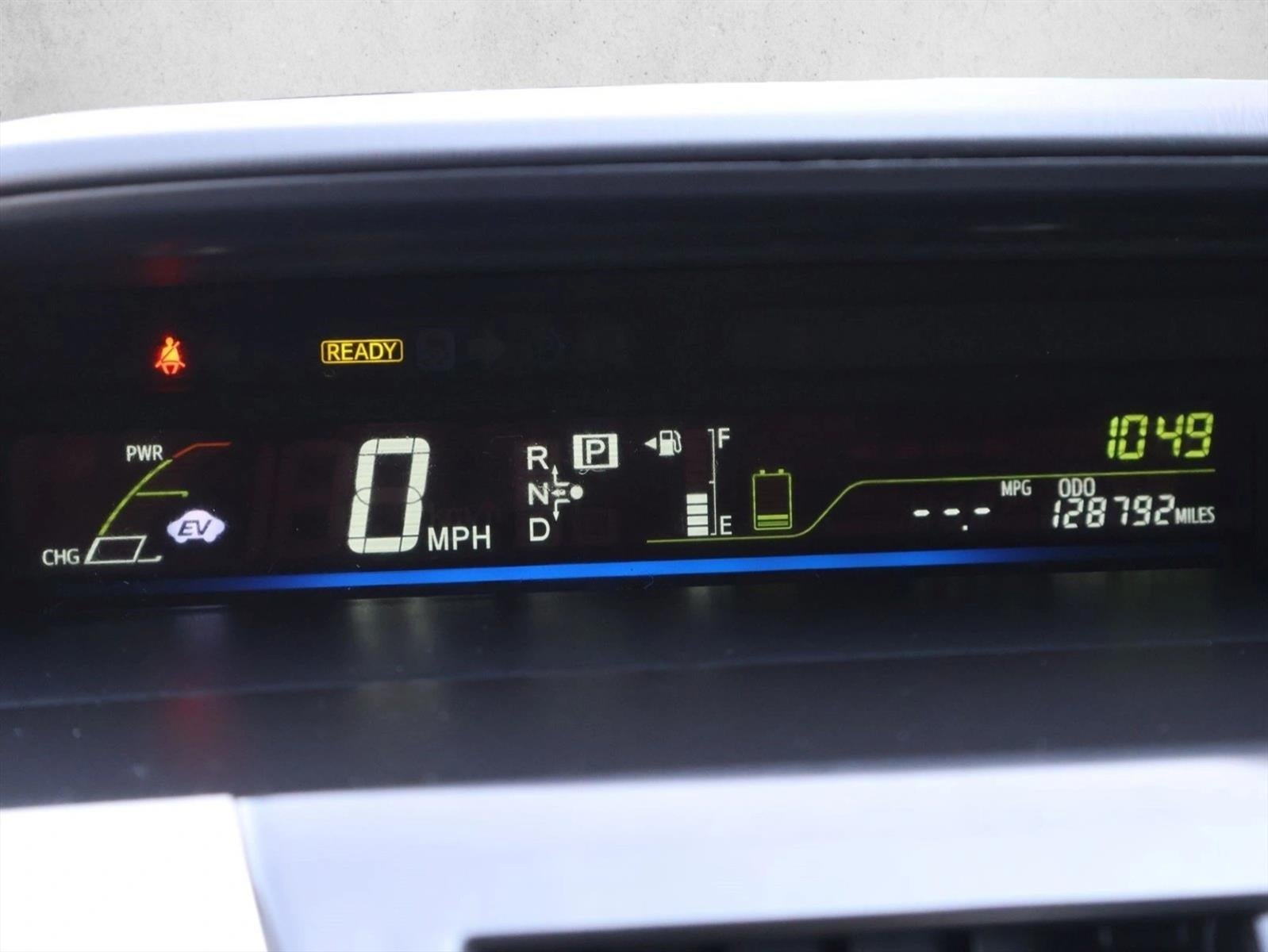 2012 Toyota Prius v 5dr Wgn Five (Natl)